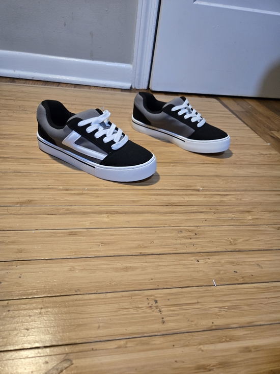 art class Other - Men New Art Class sneakers in size 5.